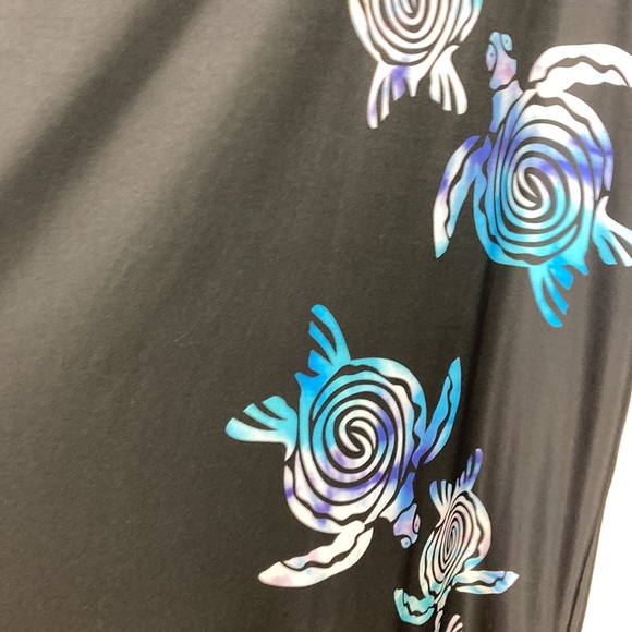 Lily by Firmiana Black w Blue Accent V Neck Top Size 3XL - Picture 8 of 8